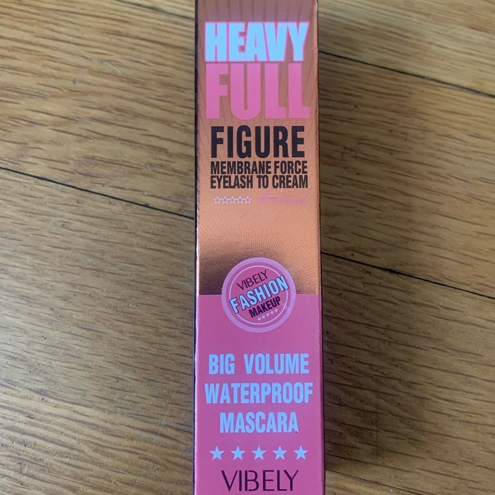 Vibely Black Waterproof Black Mascara